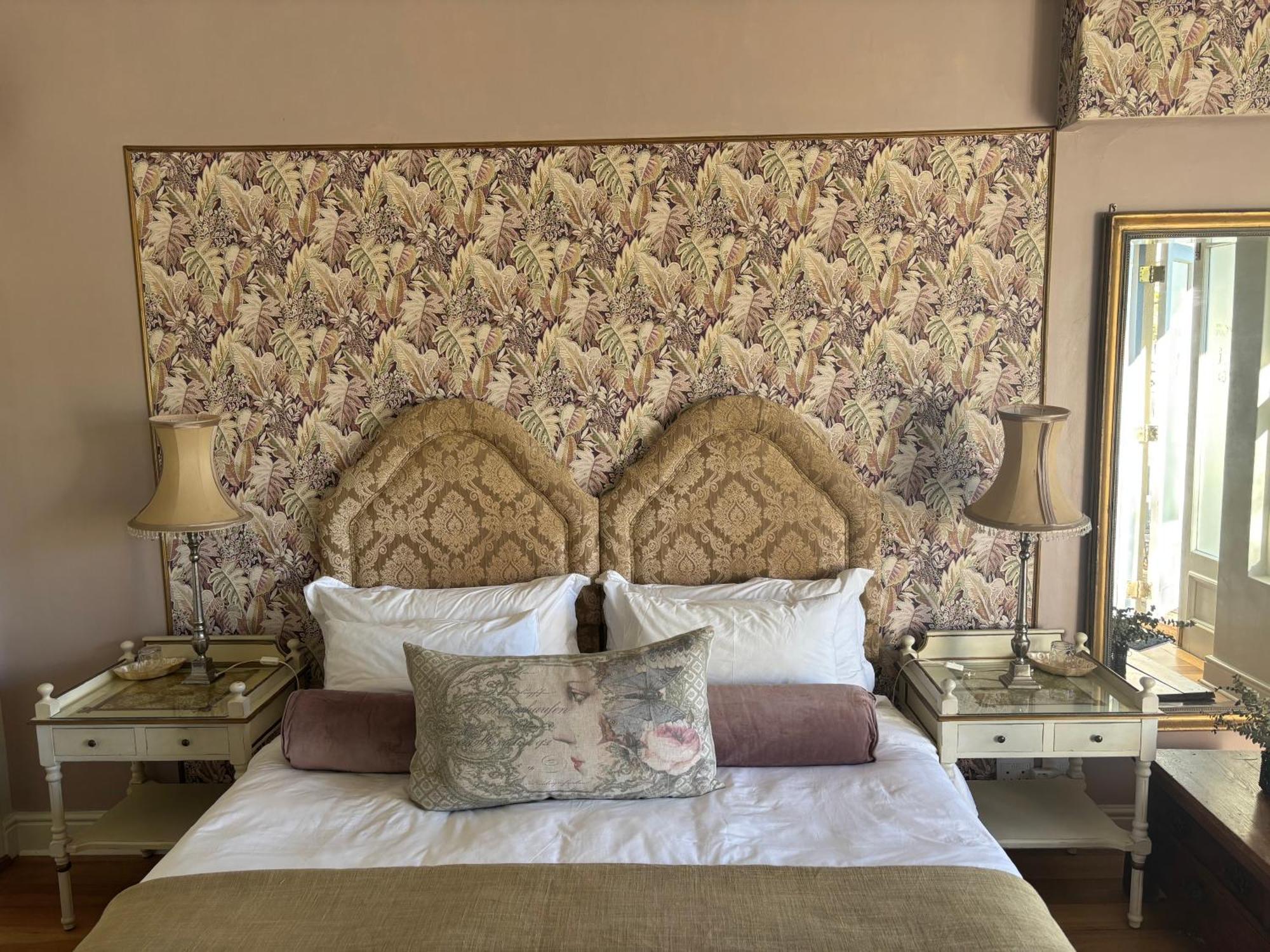 In The Vine Country Manor Guesthouse Стелленбос Экстерьер фото